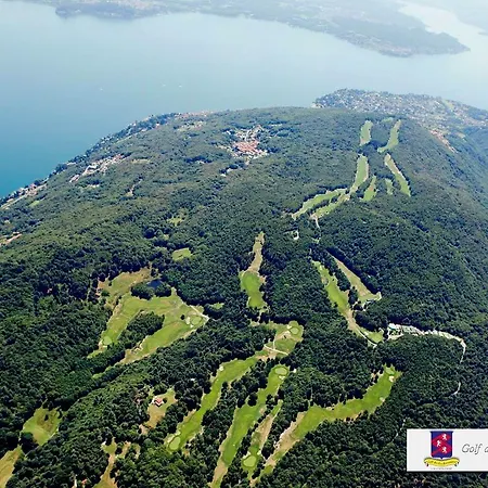 Διαμέρισμα Panoramic House In A Upon The Green Hills Overlooking Lake Maggiore