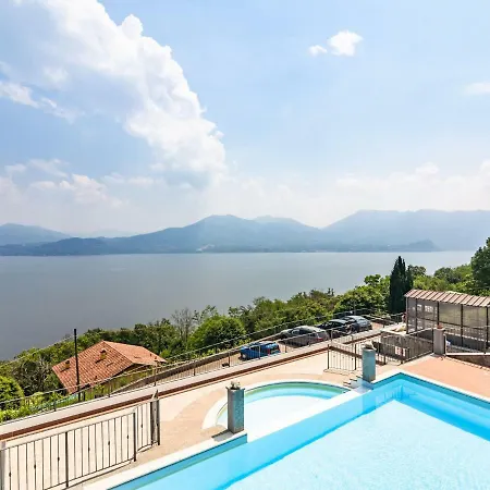 Διαμέρισμα Panoramic House In A Upon The Green Hills Overlooking Lake Maggiore *