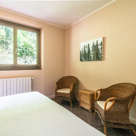 Διαμέρισμα Panoramic House In A Upon The Green Hills Overlooking Lake Maggiore *