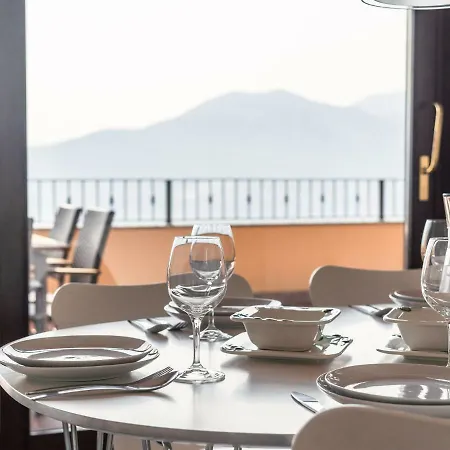 Διαμέρισμα Panoramic House In A Upon The Green Hills Overlooking Lake Maggiore Oggebbio
