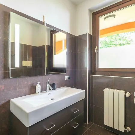 Panoramic House In A Upon The Green Hills Overlooking Lake Maggiore Apartment Oggebbio